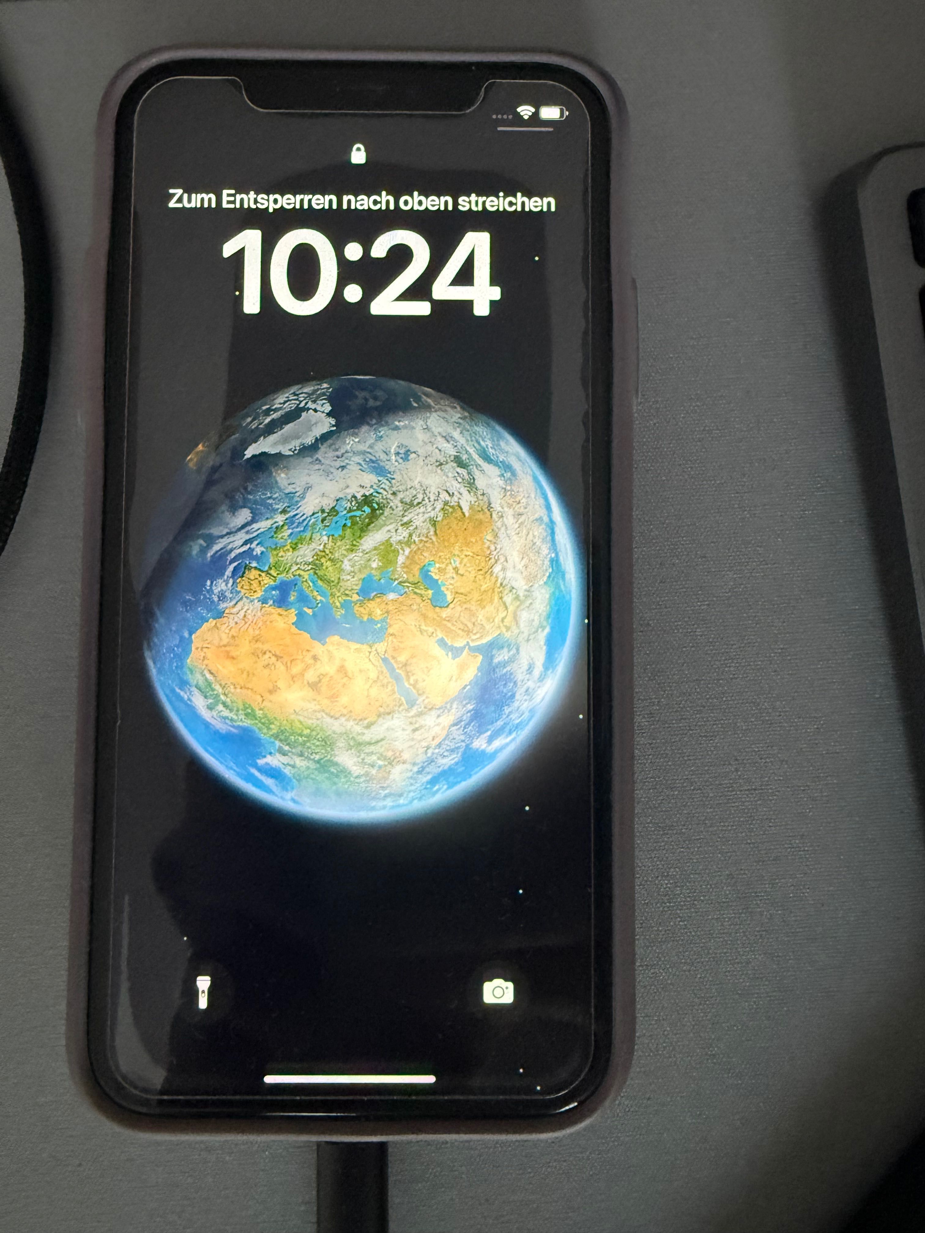 iPhone 11 64gb бял