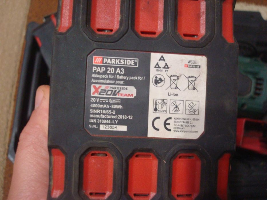 Polizor unghiular PARKSIDE PWSA 20-Li B3 ,Li-Ion 2 acumulatori 4.0 A