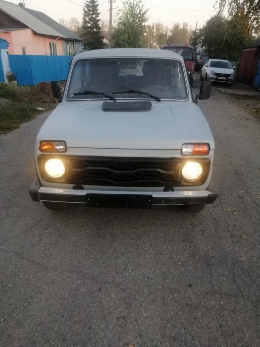Продам Ваз 2131.