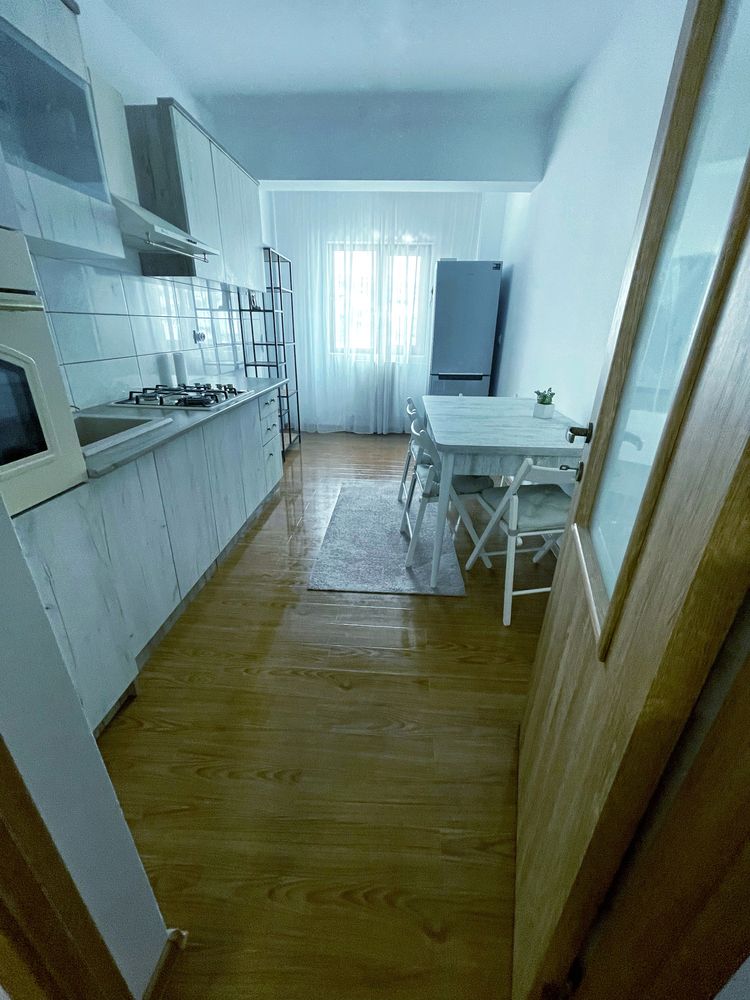 Vand apartament 2 camere Cernavoda