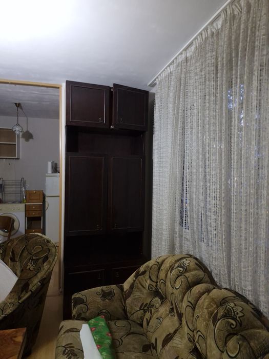 Подарявам хол секция