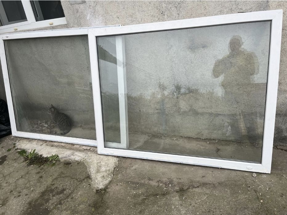 Fereastre termopan 124/107 cm, alb,– stare bună