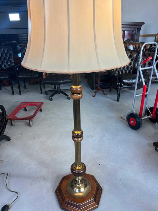 Lampadar Baroc,de podea!