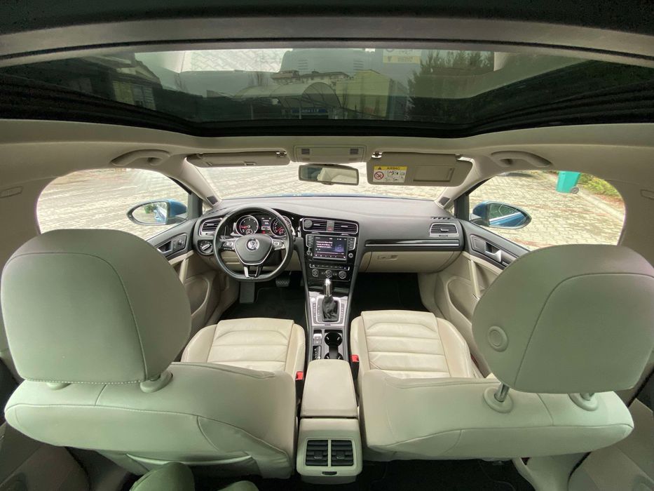 Volkswagen Golf 7, 2.0 TDI / 150 cp - configurație rară!