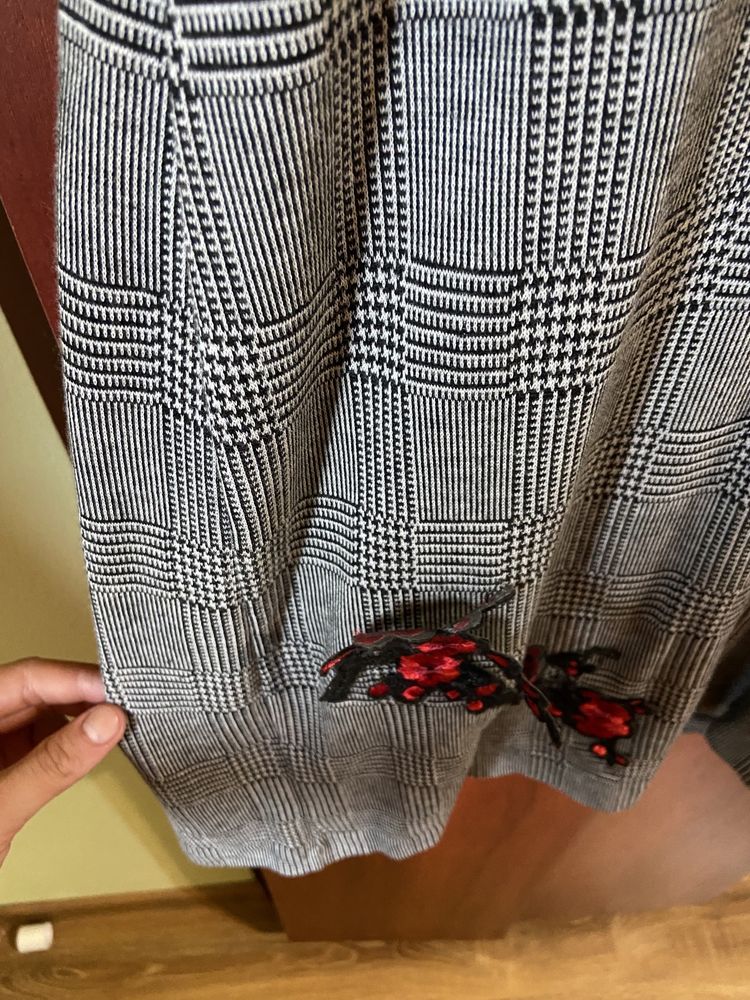 Rochie în carouri