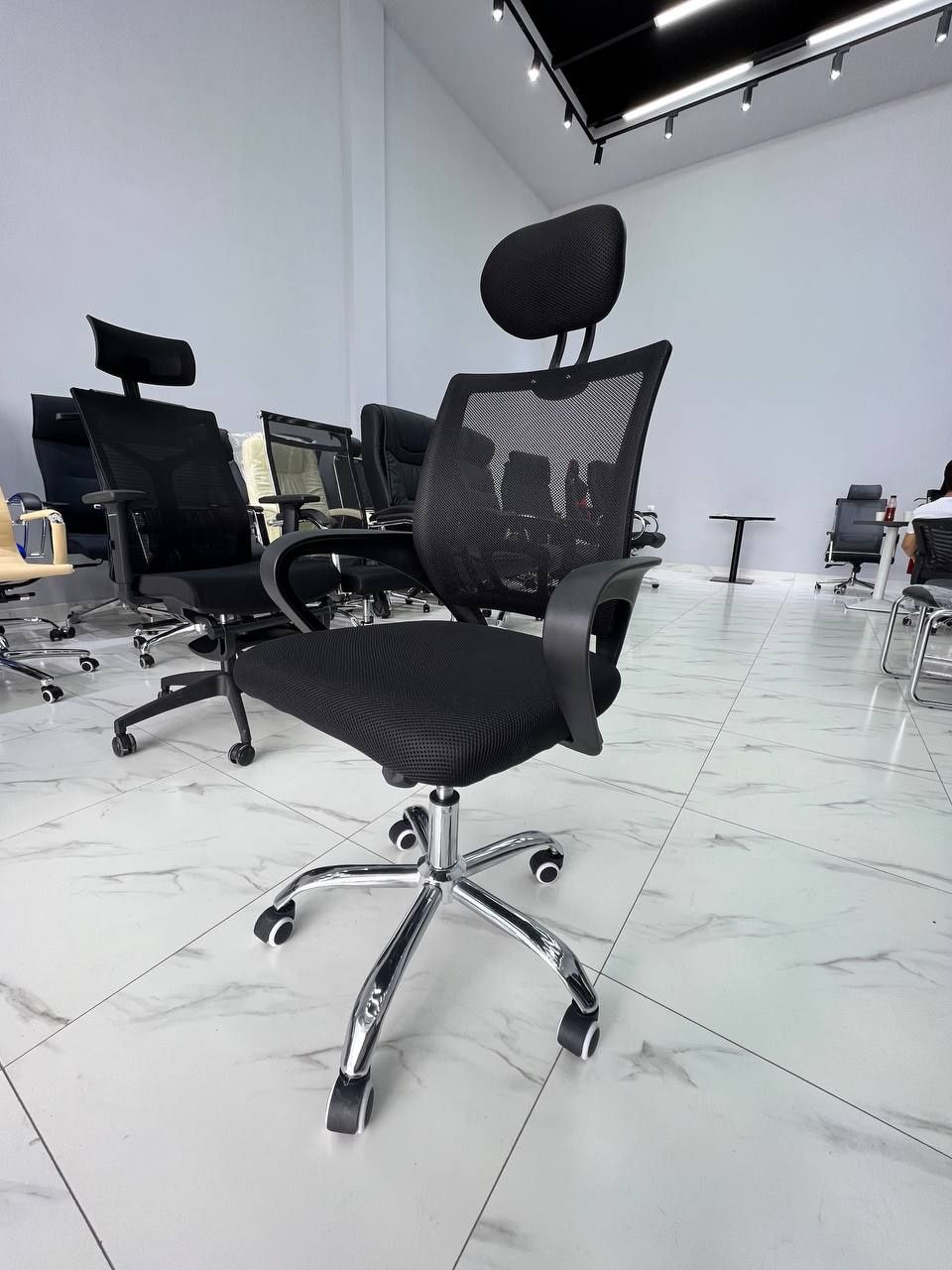 Офисное кресло model solo plus