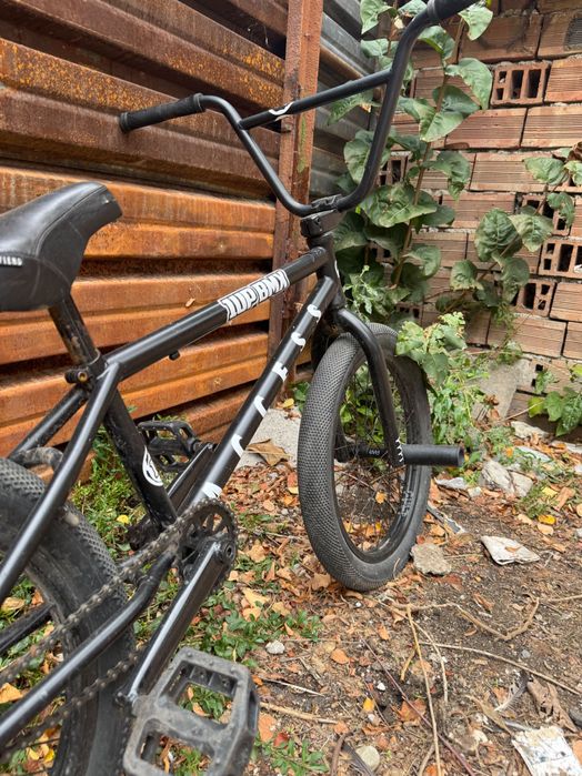 Продавам колело BMX