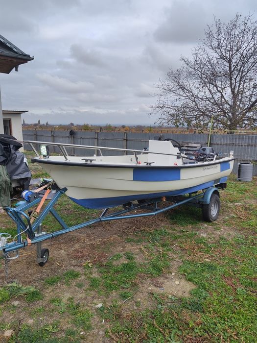 Barca motor SI periodic