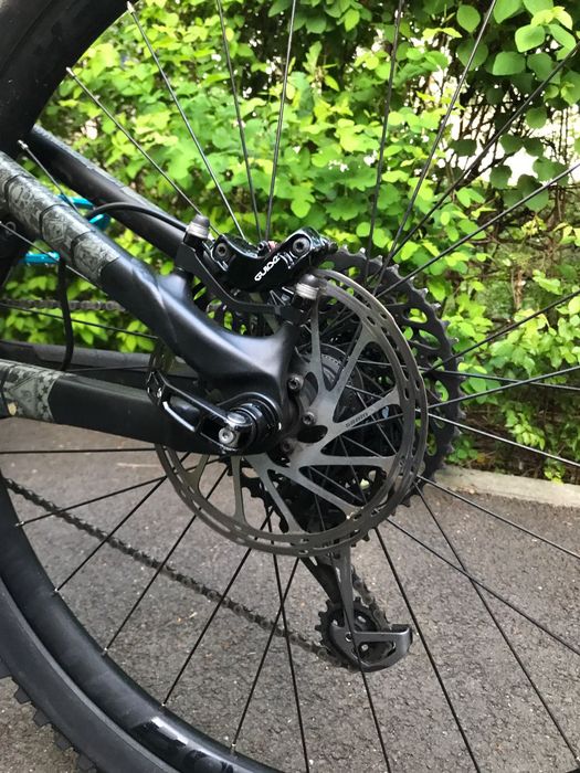 Bicicleta enduro Trek