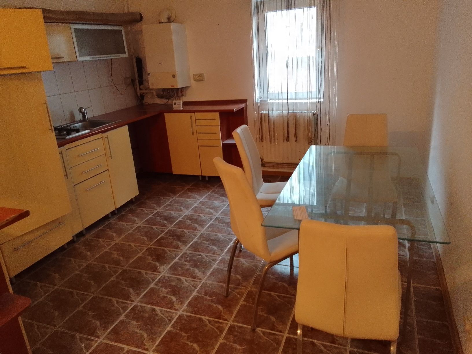 Închiriez apartament ultracentral