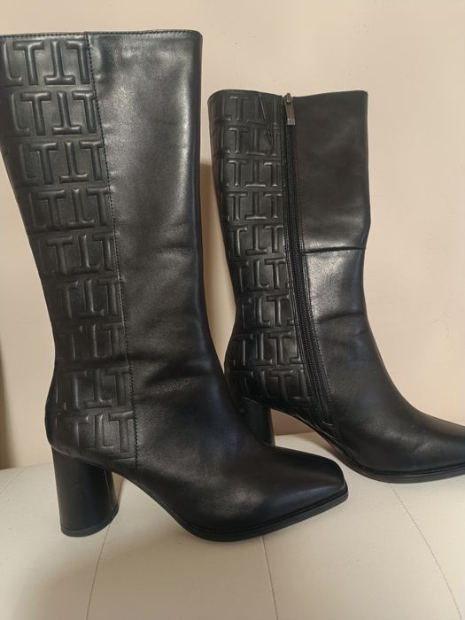 Дамски ботуши номер 37