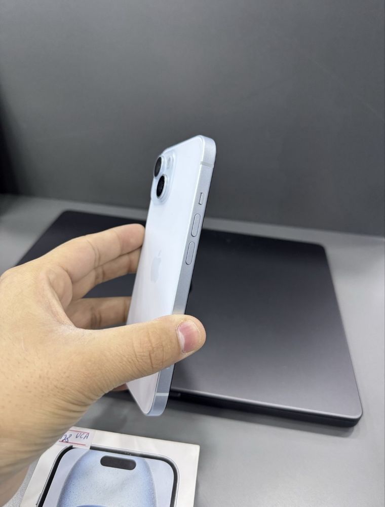 Iphone 15 blu 128gb идиял ёмкость 92%