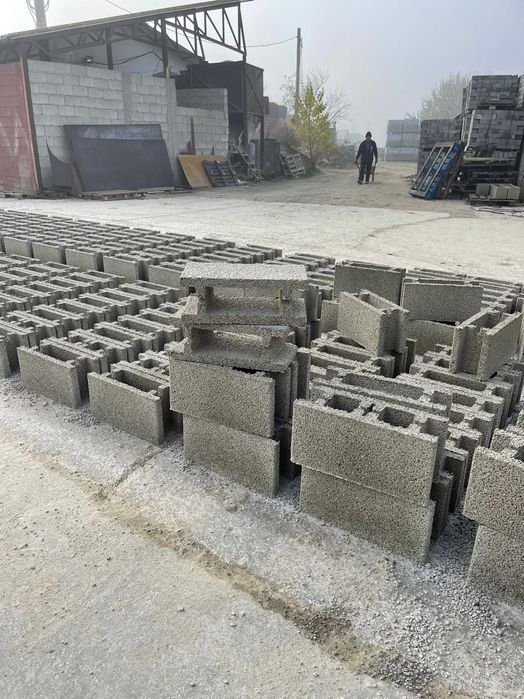 boltari beton cofrag  40x15x20