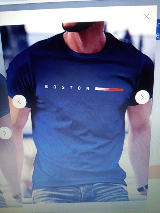 Тъмносиня тениска с щампа Boston Single