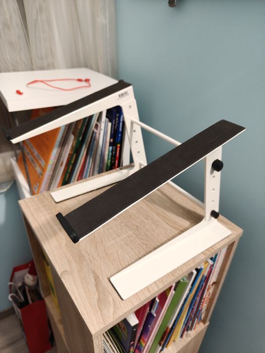 Масивна Стойка за лаптоп (разглобяема)