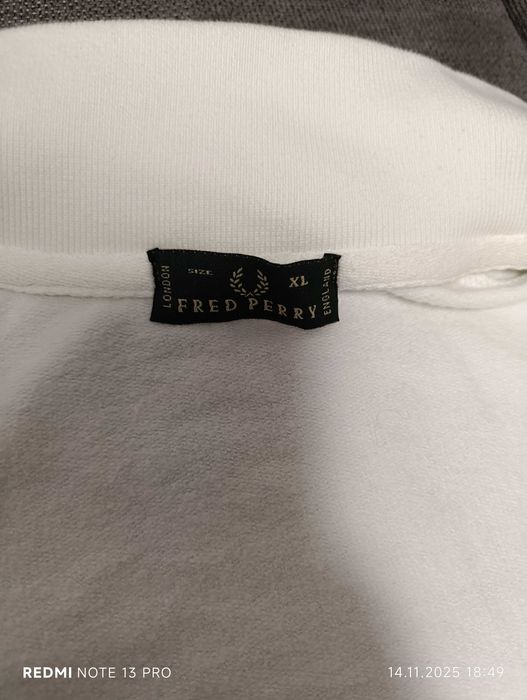 ''FRED PERRY''оригинален мъжки суичър ХЛ размер