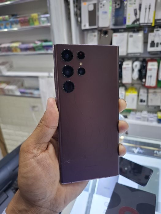Samsung Galaxy S22 Ultra 5G Vietnam 12/256 Gb