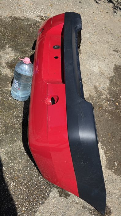 Bară spate Dacia Logan roșu an 2009.