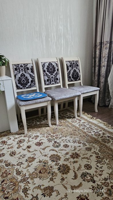 Стулья 9шт за 15000