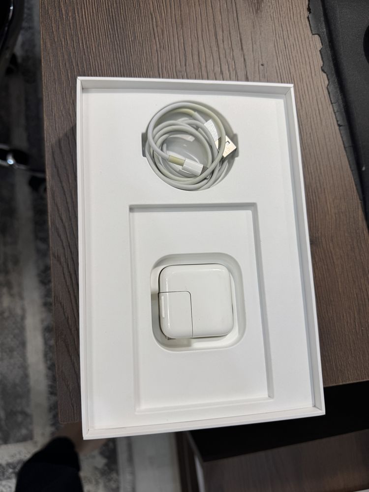 iPad mini WiFi, 5 поколения, 64 Gb