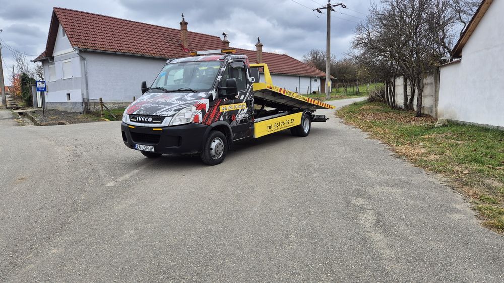 Iveco daily 35c15 Platou hidraulic pe cutie  3500 kg