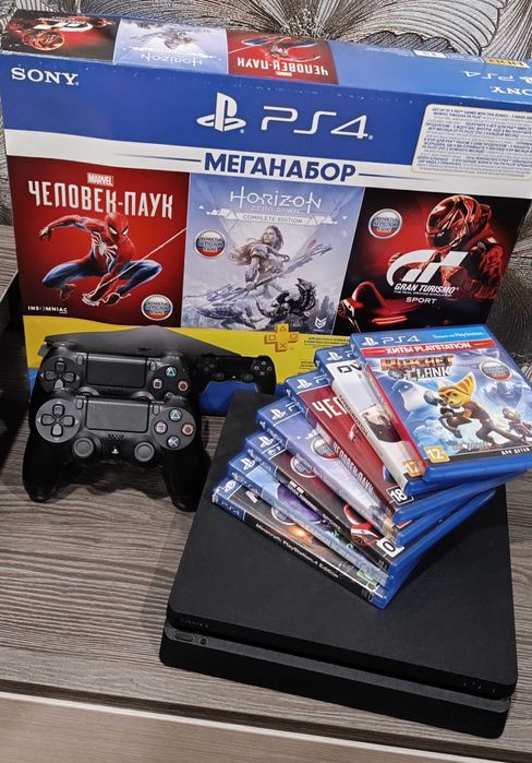Приставка Сони 4 (PlayStation 4)