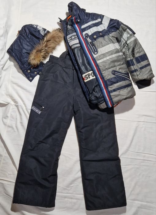 Куртка зимняя для мальчиков 10-12 лет,размер не ясен