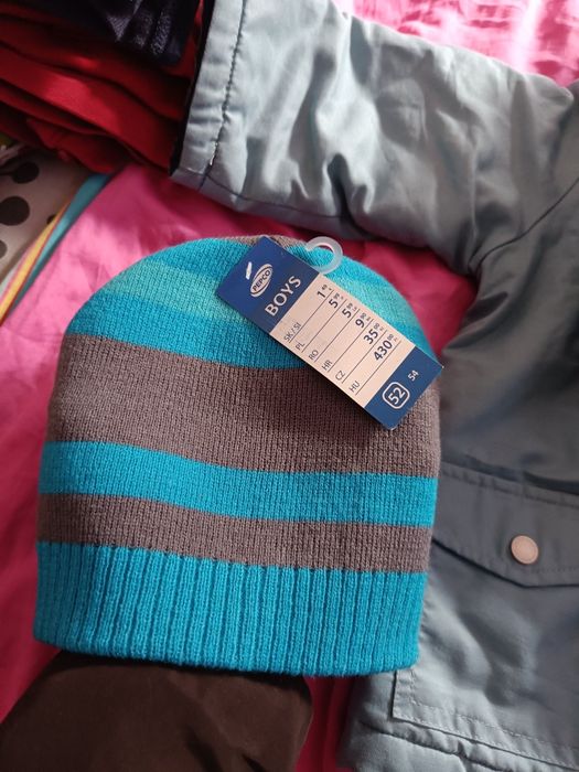 Geacă, combinezon, căciulă 1-2 ani,noi + geacă groasă cadou (de joacă)