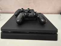 PS4 Slim Playstation 4 конзола Плейстейшън 4 + 2 джойстика почти нов