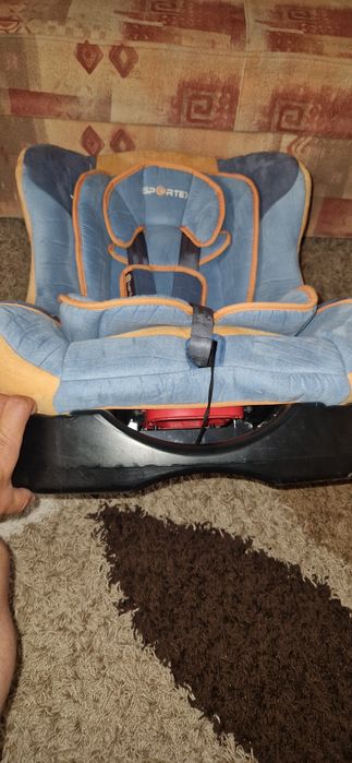 Vând scaun mașină copil Bertoni