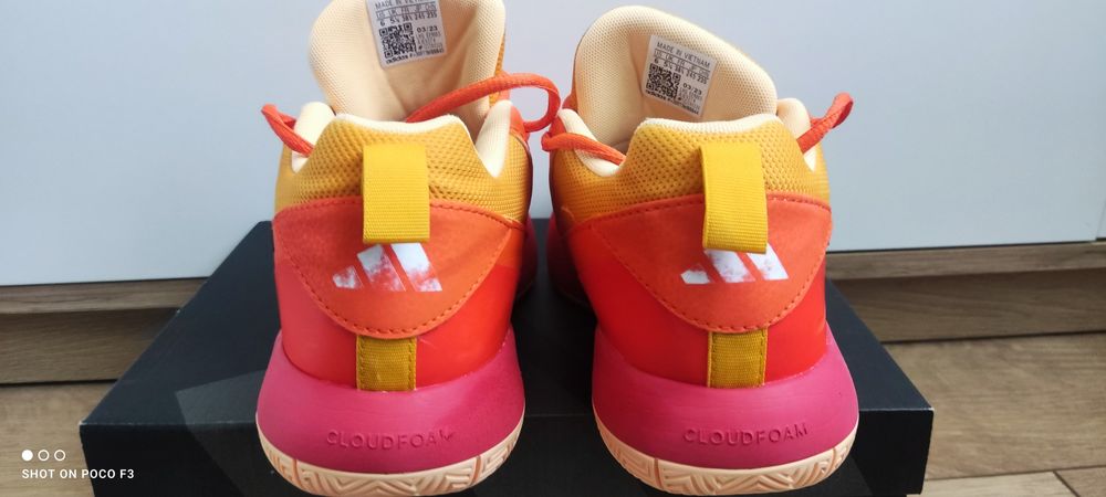 Маратонки ADIDAS 38 2/3