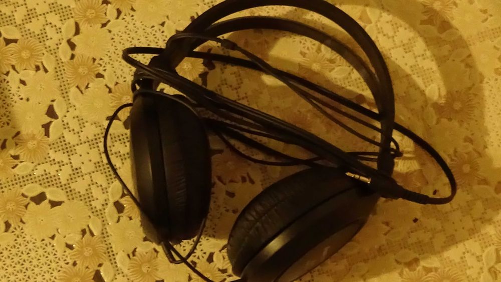 Casti Audio Panasonic Noi