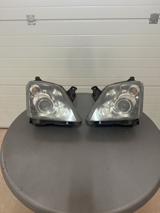 оригинални фарове за Opel Meriva