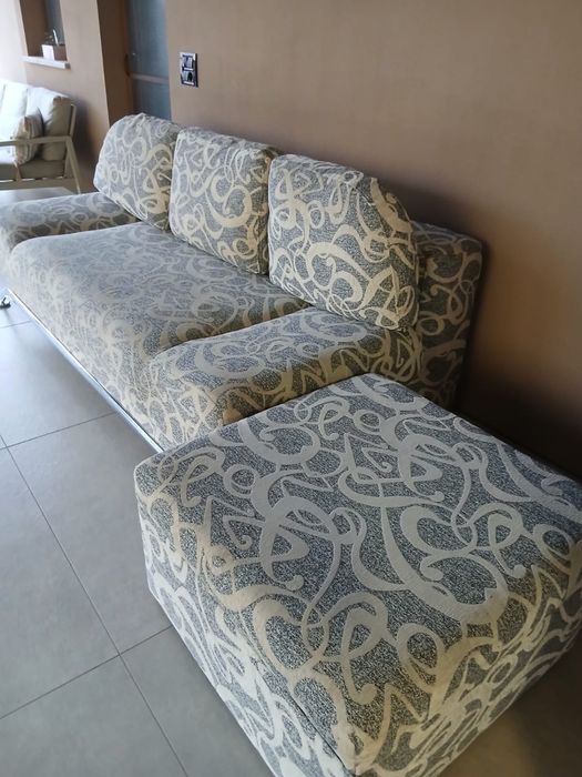 Canapea extensibila+taburet