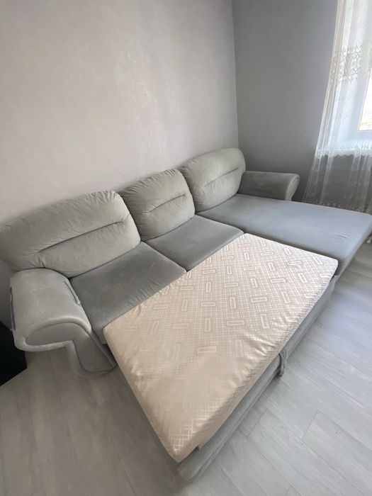 продам диван в отличном состоянии