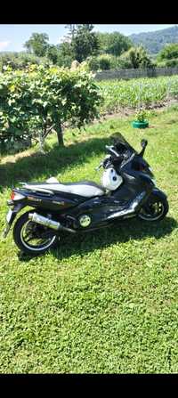 Yamaha tmax 500!