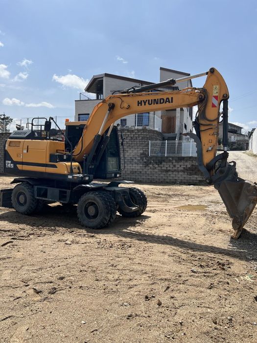 Экскаватор Хюндай 145