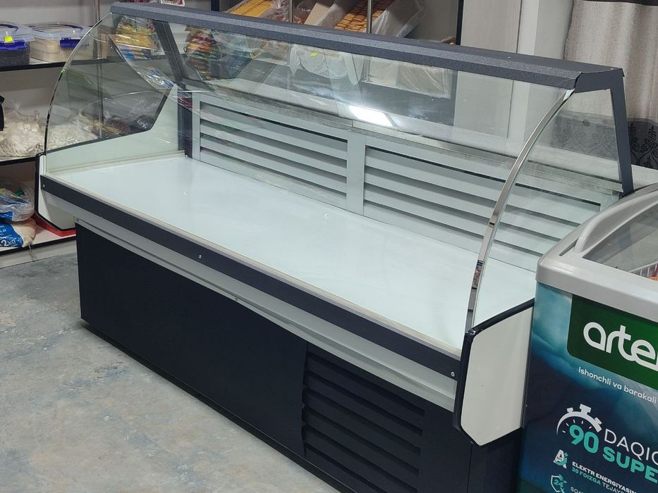 Холодильник ва витриналар