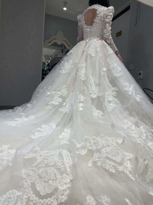 Свадебное платье