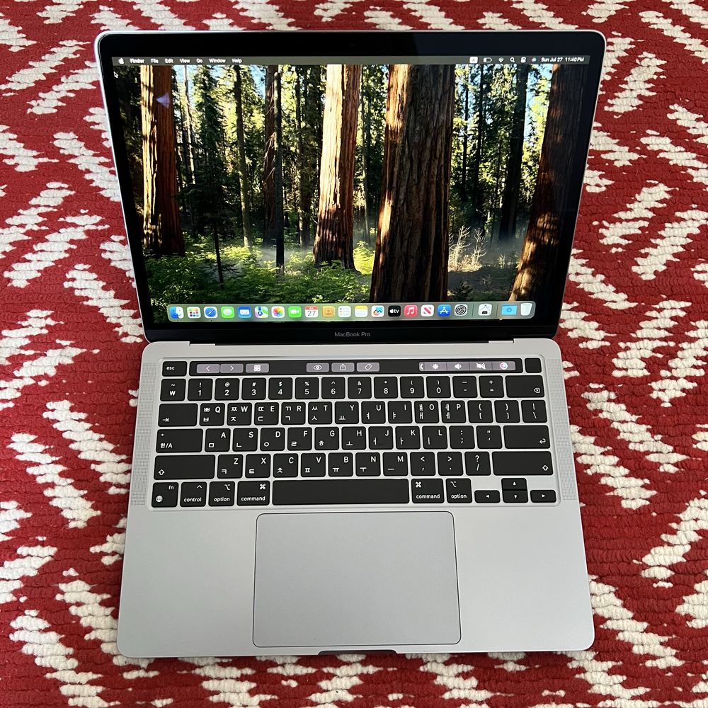MacBook Pro M1 8/256 95%-81sikl Yangidek holatda obmen bor