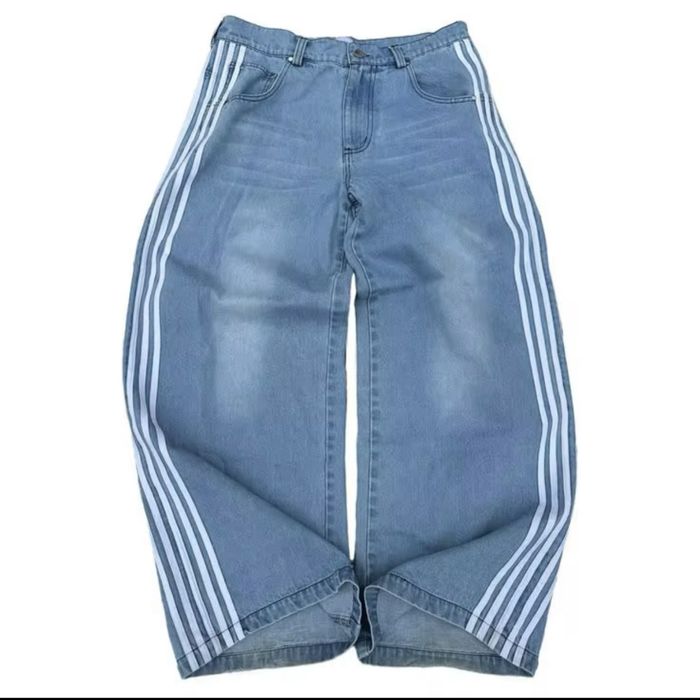 Blugi evazati cu dungi pentru barbati