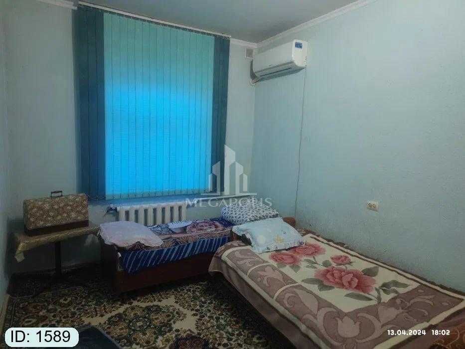 5 mikr jomiy tarafda 4 xona kvartira sotiladi 120 oyga beriladi №1589