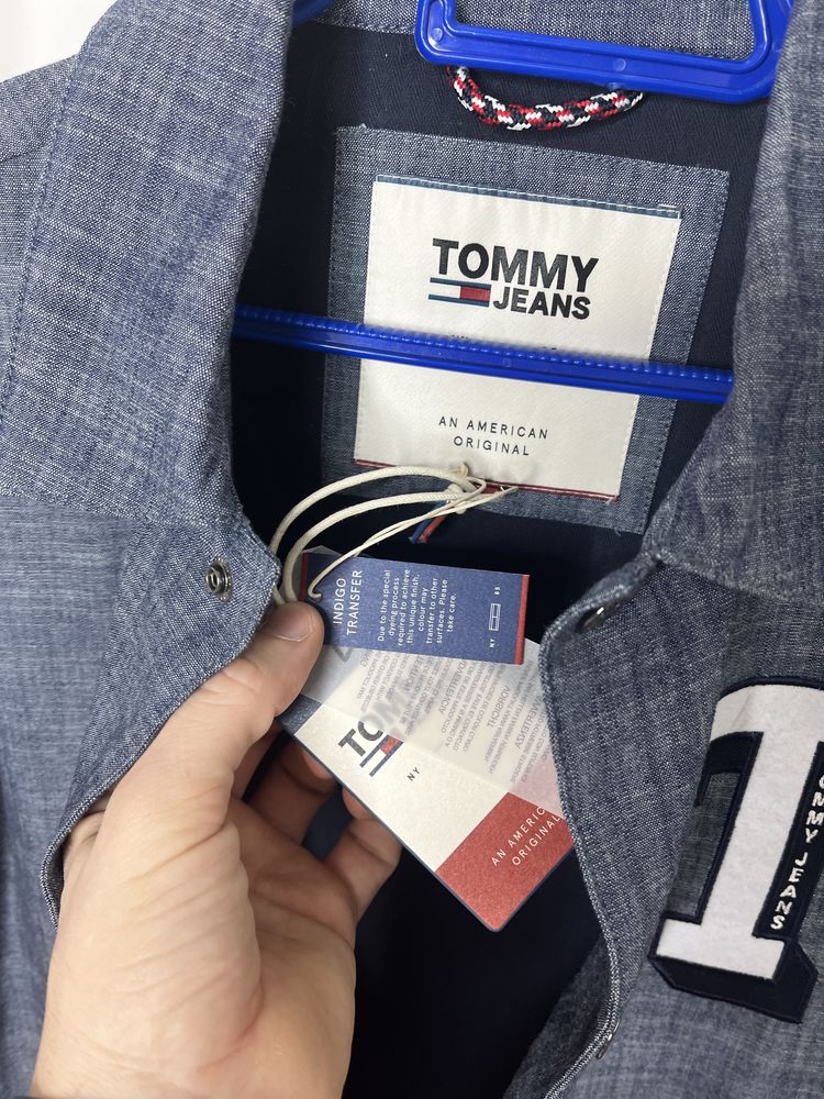 Яке Tommy jeans