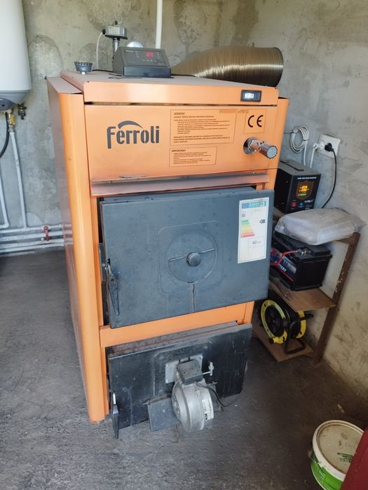 Centrala pe lemne ,cărbuni  Ferroli 40kw