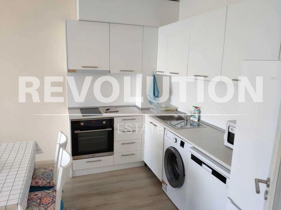 Дава се под наем Двустаен апартамент в Варна, Аспарухово - 71 кв.м за 650 € - Снимка #1