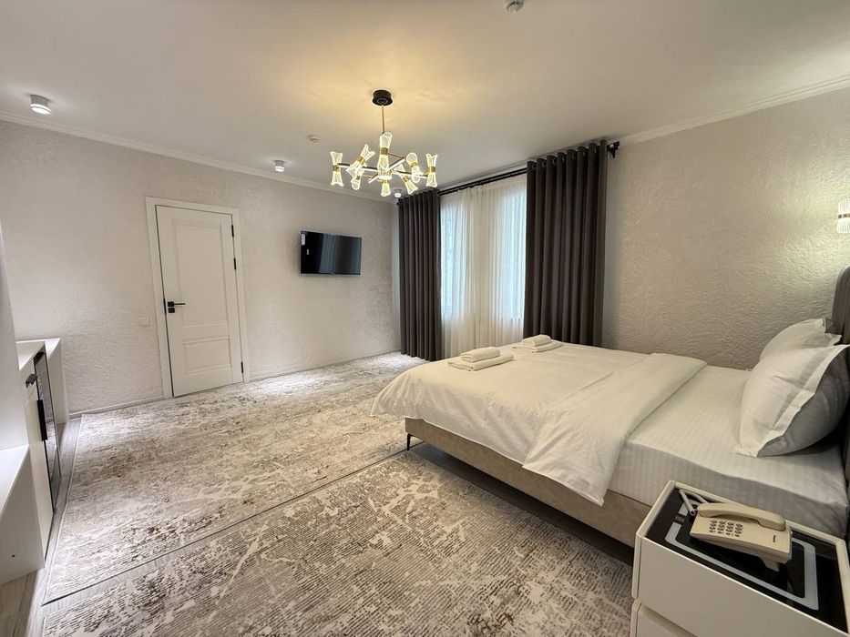 Продается дом под бизнес.