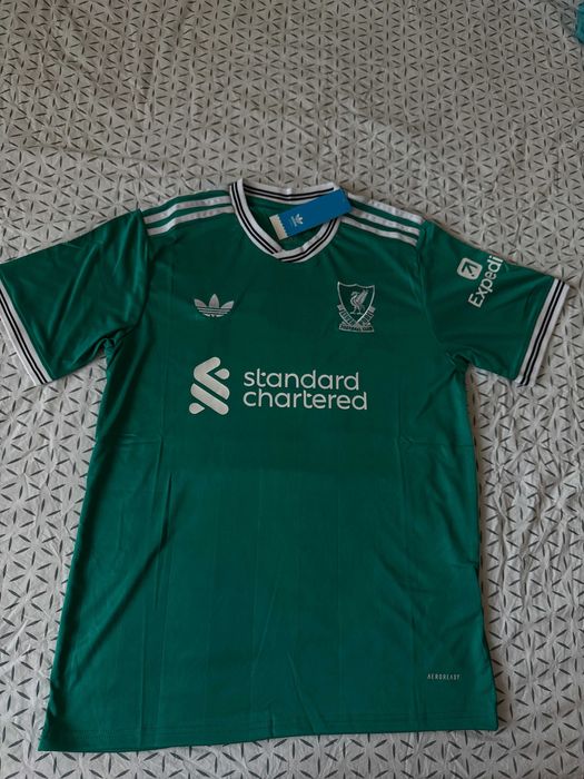 Tricou Liverpool third kit sezonul nou fotbal
