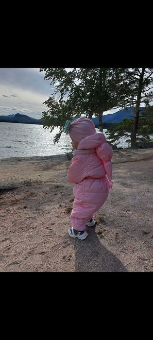 Осенний комбинезон,ветровка и пальто