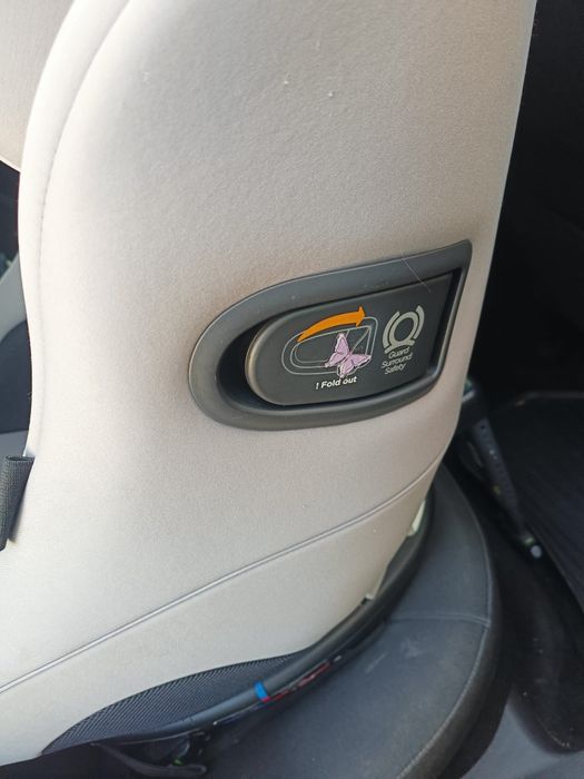 Scaun auto cu rotație 360