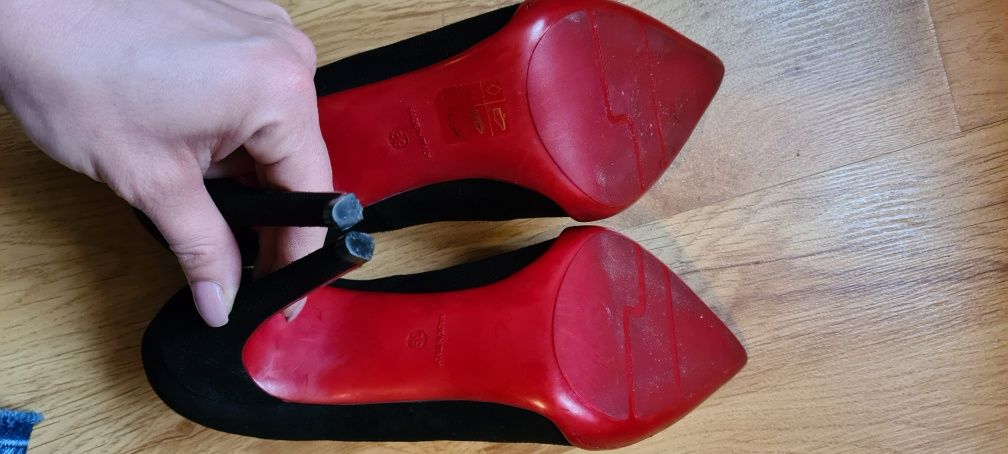 Pantofi stiletto piele intoarsa naturala Chiarini